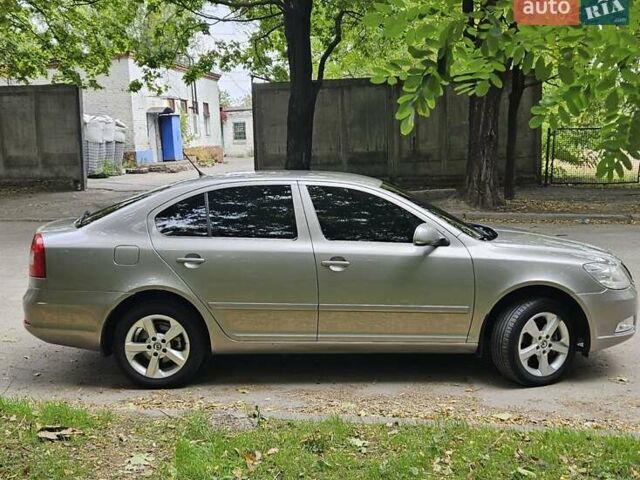 Сірий Шкода Октавія, об'ємом двигуна 1.78 л та пробігом 196 тис. км за 8100 $, фото 5 на Automoto.ua
