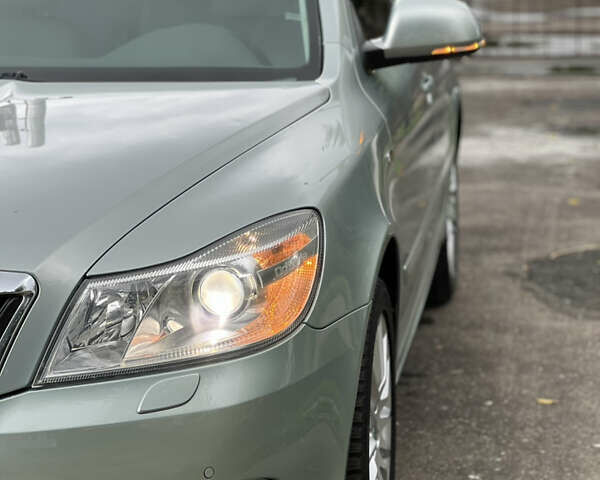 Сірий Шкода Октавія, об'ємом двигуна 1.97 л та пробігом 273 тис. км за 10799 $, фото 21 на Automoto.ua