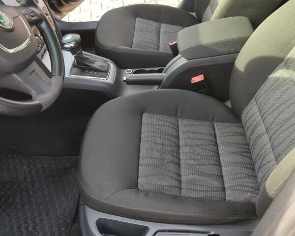 Серый Шкода Октавия, объемом двигателя 1.98 л и пробегом 250 тыс. км за 10300 $, фото 12 на Automoto.ua