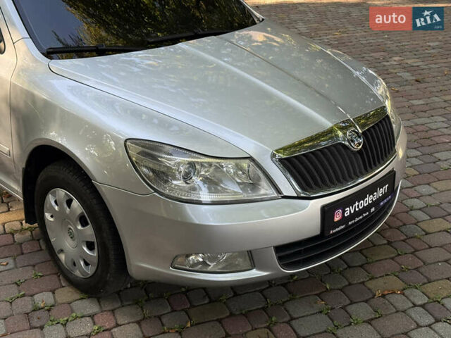 Сірий Шкода Октавія, об'ємом двигуна 2 л та пробігом 254 тис. км за 8400 $, фото 20 на Automoto.ua