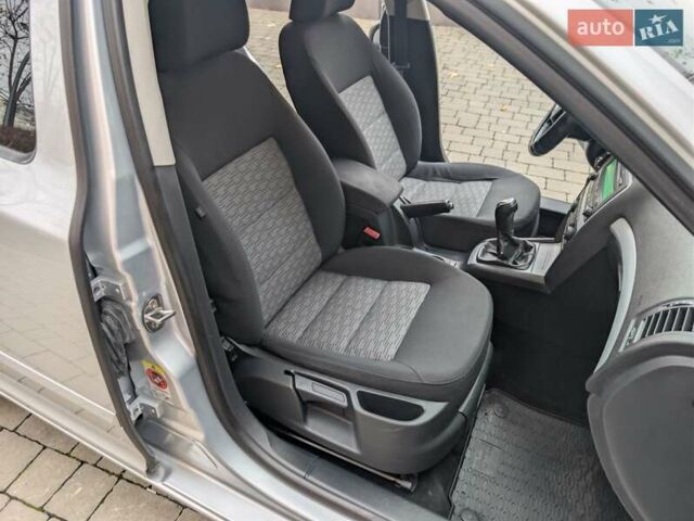 Серый Шкода Октавия, объемом двигателя 1.6 л и пробегом 306 тыс. км за 7850 $, фото 57 на Automoto.ua