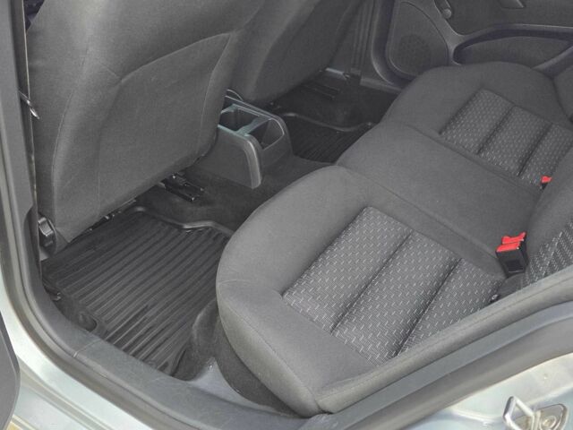 Серый Шкода Октавия, объемом двигателя 1.4 л и пробегом 132 тыс. км за 7999 $, фото 8 на Automoto.ua