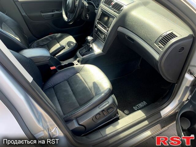 Шкода Октавия 2011 в Харькове на Automoto.ua Серый Шкода Октавия, объемом двигателя 1.8 л и пробегом 205 тыс. км за 7950 $, фото 2 на Automoto.ua