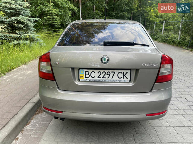 Серый Шкода Октавия, объемом двигателя 1.8 л и пробегом 185 тыс. км за 7600 $, фото 18 на Automoto.ua
