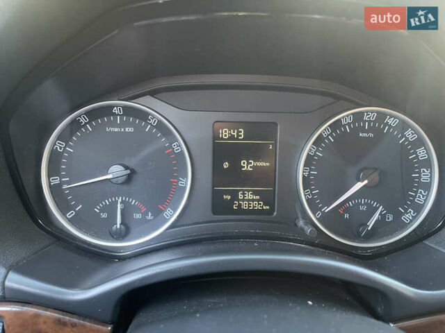 Серый Шкода Октавия, объемом двигателя 1.8 л и пробегом 283 тыс. км за 7400 $, фото 2 на Automoto.ua