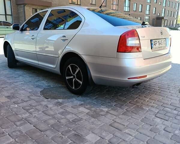 Шкода Октавія 2012 у Нетешине на Automoto.ua Сірий Шкода Октавія, об'ємом двигуна 1.8 л та пробігом 148 тис. км за 9200 $, фото 8 на Automoto.ua