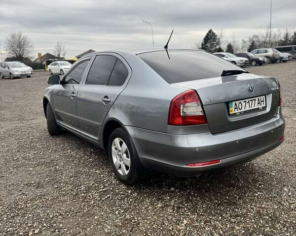 Серый Шкода Октавия, объемом двигателя 1.97 л и пробегом 295 тыс. км за 9700 $, фото 3 на Automoto.ua
