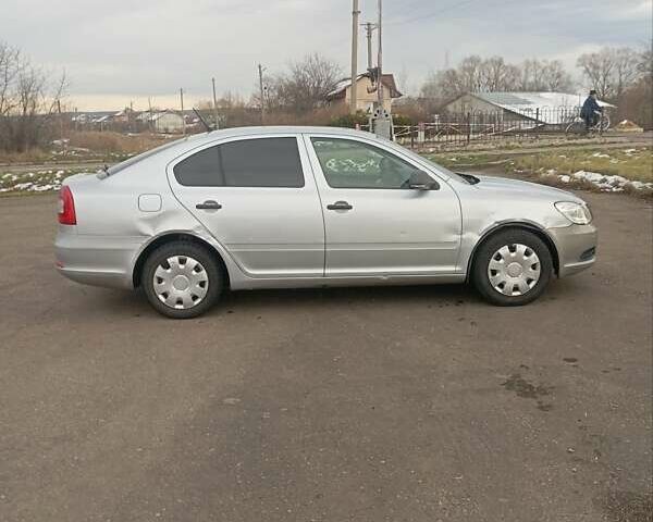 Серый Шкода Октавия, объемом двигателя 1.6 л и пробегом 268 тыс. км за 5600 $, фото 4 на Automoto.ua