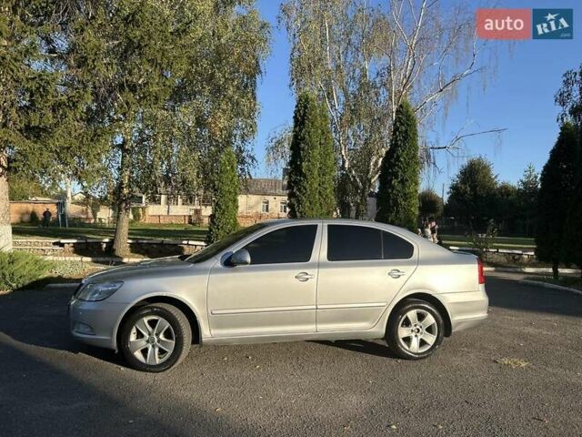 Сірий Шкода Октавія, об'ємом двигуна 1.8 л та пробігом 200 тис. км за 8300 $, фото 1 на Automoto.ua