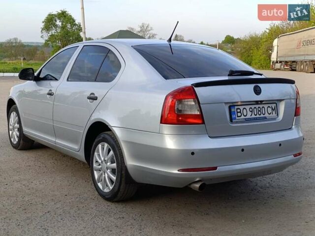 Серый Шкода Октавия, объемом двигателя 1.6 л и пробегом 333 тыс. км за 6950 $, фото 3 на Automoto.ua