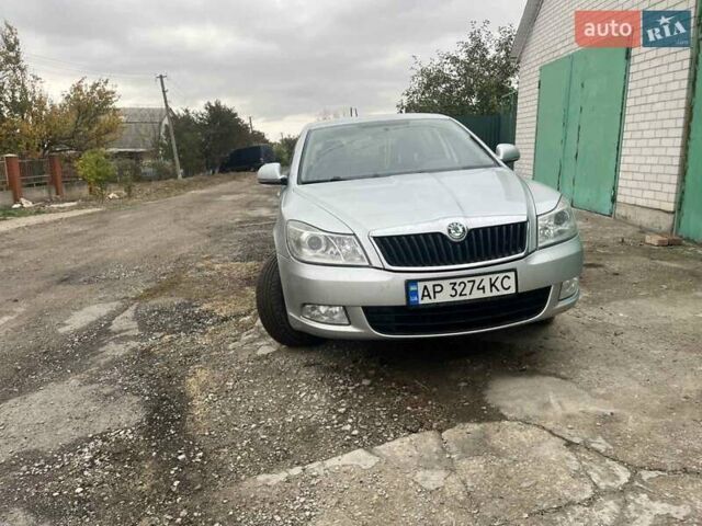 Серый Шкода Октавия, объемом двигателя 1.6 л и пробегом 210 тыс. км за 8500 $, фото 5 на Automoto.ua