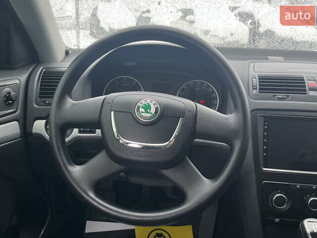 Сірий Шкода Октавія, об'ємом двигуна 1.8 л та пробігом 182 тис. км за 8600 $, фото 9 на Automoto.ua