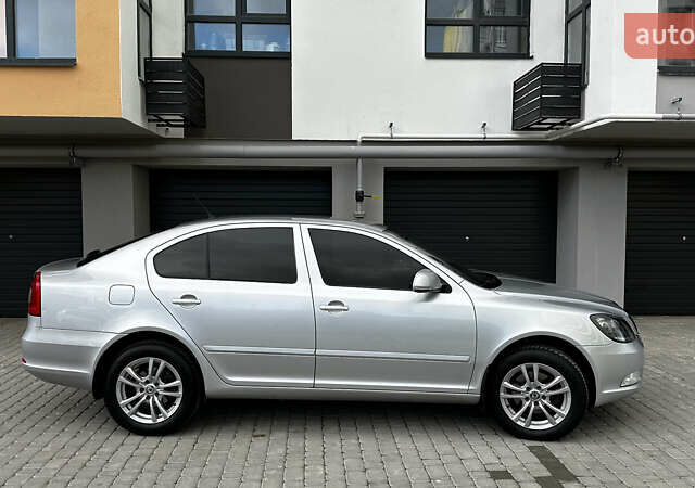 Сірий Шкода Октавія, об'ємом двигуна 1.8 л та пробігом 370 тис. км за 8200 $, фото 2 на Automoto.ua