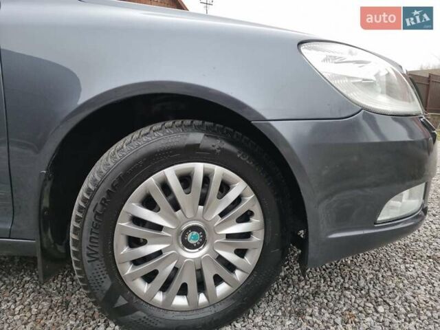 Сірий Шкода Октавія, об'ємом двигуна 2 л та пробігом 245 тис. км за 9200 $, фото 9 на Automoto.ua