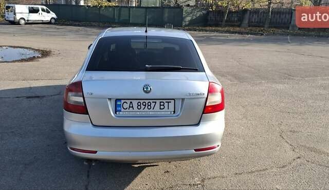 Серый Шкода Октавия, объемом двигателя 1.9 л и пробегом 257 тыс. км за 7999 $, фото 5 на Automoto.ua