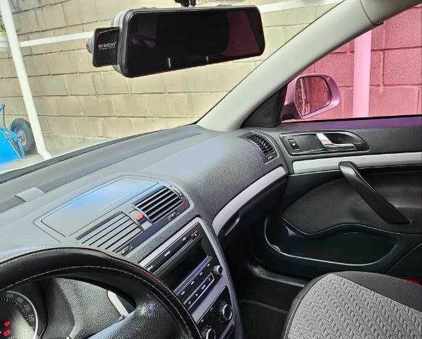 Сірий Шкода Октавія, об'ємом двигуна 1.6 л та пробігом 171 тис. км за 9000 $, фото 4 на Automoto.ua