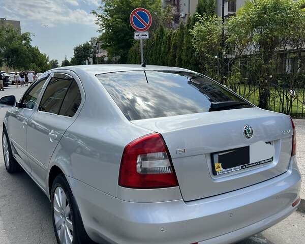 Серый Шкода Октавия, объемом двигателя 1.8 л и пробегом 181 тыс. км за 8500 $, фото 6 на Automoto.ua