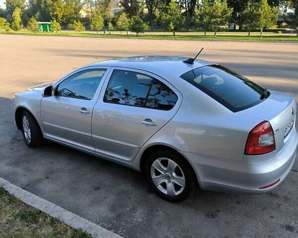 Серый Шкода Октавия, объемом двигателя 1.6 л и пробегом 235 тыс. км за 8750 $, фото 16 на Automoto.ua