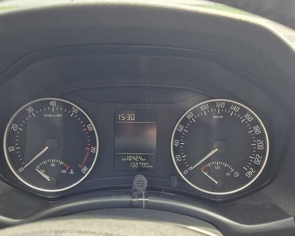 Серый Шкода Октавия, объемом двигателя 1.6 л и пробегом 133 тыс. км за 8999 $, фото 6 на Automoto.ua