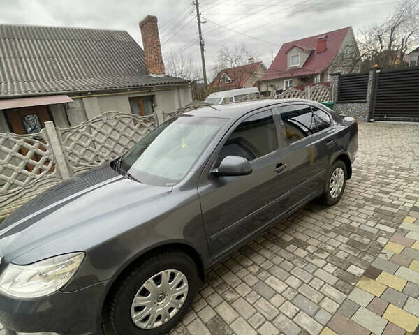 Сірий Шкода Октавія, об'ємом двигуна 1.6 л та пробігом 175 тис. км за 7600 $, фото 13 на Automoto.ua