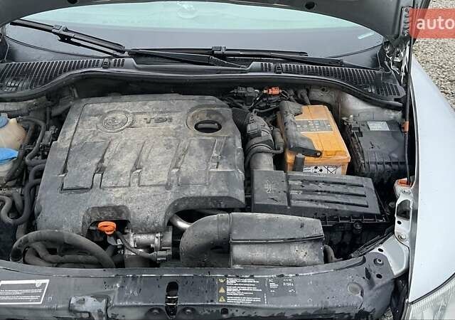 Сірий Шкода Октавія, об'ємом двигуна 1.6 л та пробігом 212 тис. км за 7700 $, фото 15 на Automoto.ua