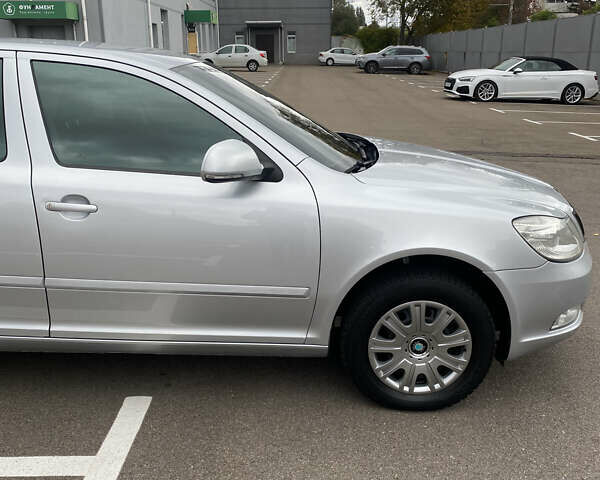 Сірий Шкода Октавія, об'ємом двигуна 1.9 л та пробігом 179 тис. км за 8900 $, фото 15 на Automoto.ua