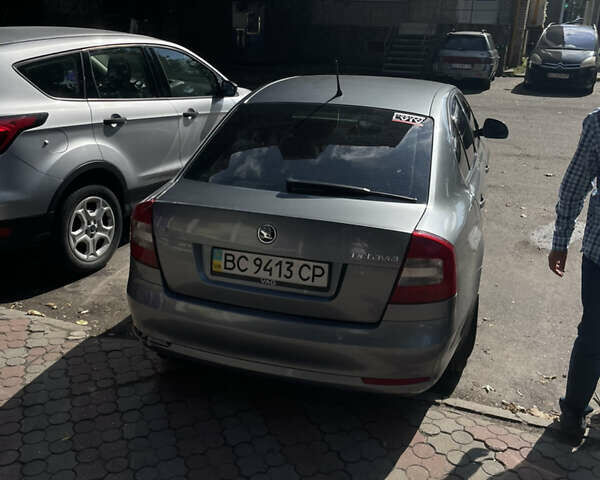 Сірий Шкода Октавія, об'ємом двигуна 1.8 л та пробігом 96 тис. км за 8499 $, фото 15 на Automoto.ua