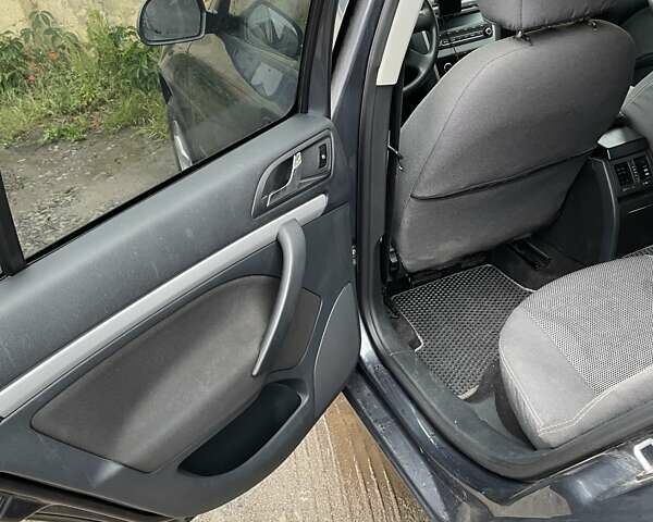 Серый Шкода Октавия, объемом двигателя 1.8 л и пробегом 172 тыс. км за 8200 $, фото 15 на Automoto.ua