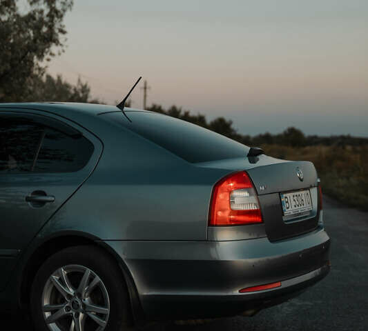 Шкода Октавія 2012 у Полтаві на Automoto.ua Сірий Шкода Октавія, об'ємом двигуна 1.6 л та пробігом 141 тис. км за 9200 $, фото 2 на Automoto.ua