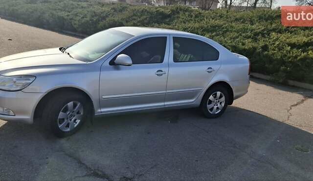 Серый Шкода Октавия, объемом двигателя 1.9 л и пробегом 257 тыс. км за 7999 $, фото 3 на Automoto.ua