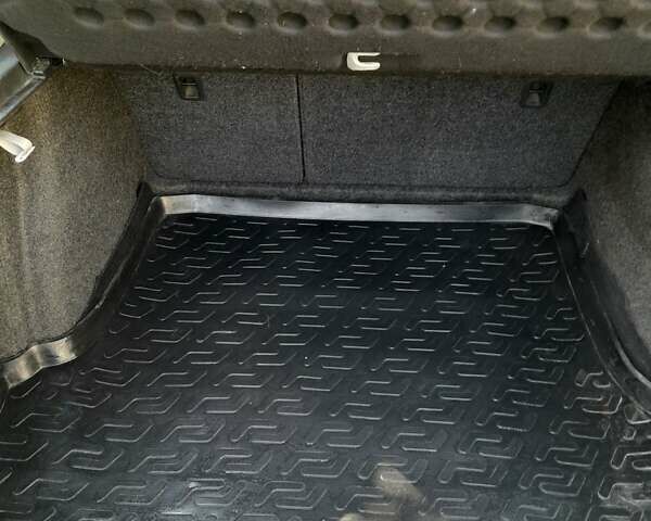 Сірий Шкода Октавія, об'ємом двигуна 1.6 л та пробігом 210 тис. км за 8900 $, фото 21 на Automoto.ua