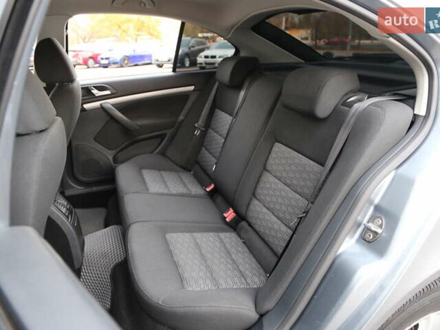 Серый Шкода Октавия, объемом двигателя 1.8 л и пробегом 201 тыс. км за 8900 $, фото 9 на Automoto.ua