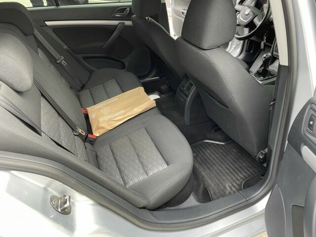 Шкода Октавия 2012 в Кропивницком (Кировограде) на Automoto.ua Серый Шкода Октавия, объемом двигателя 1.8 л и пробегом 220 тыс. км за 8499 $, фото 7 на Automoto.ua