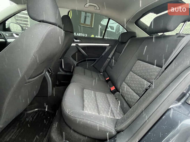Сірий Шкода Октавія, об'ємом двигуна 1.8 л та пробігом 182 тис. км за 8600 $, фото 20 на Automoto.ua