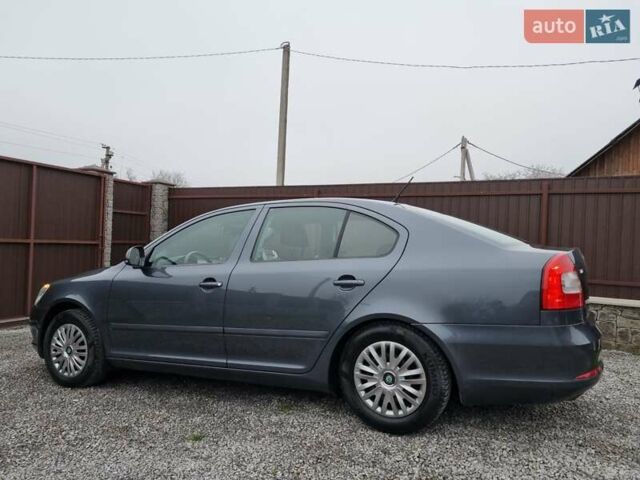 Сірий Шкода Октавія, об'ємом двигуна 2 л та пробігом 245 тис. км за 9200 $, фото 4 на Automoto.ua