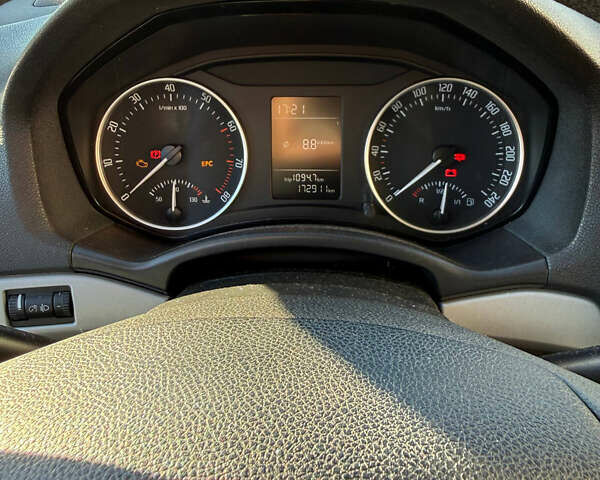 Шкода Октавия 2012 в Виннице на Automoto.ua Серый Шкода Октавия, объемом двигателя 1.8 л и пробегом 174 тыс. км за 7999 $, фото 18 на Automoto.ua