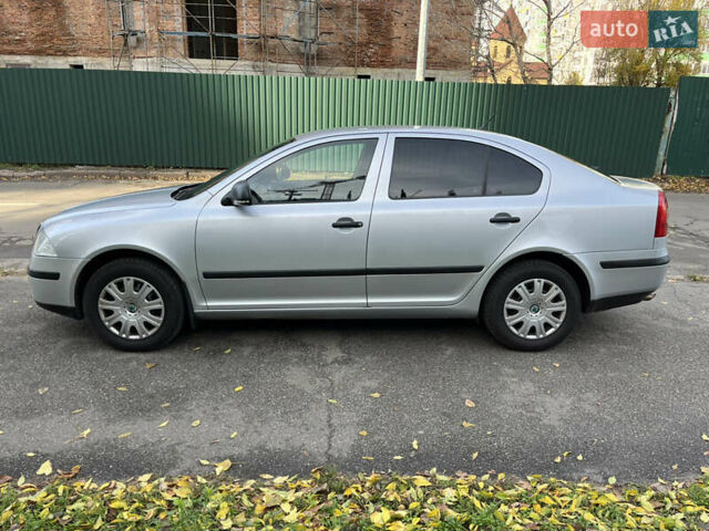 Шкода Октавія 2012 у Києві на Automoto.ua Сірий Шкода Октавія, об'ємом двигуна 1.6 л та пробігом 205 тис. км за 7000 $, фото 3 на Automoto.ua