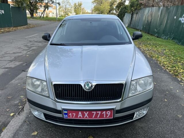 Шкода Октавія 2012 у Києві на Automoto.ua Сірий Шкода Октавія, об'ємом двигуна 1.6 л та пробігом 205 тис. км за 7000 $, фото 1 на Automoto.ua