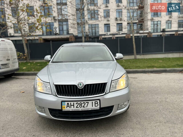 Серый Шкода Октавия, объемом двигателя 1.6 л и пробегом 193 тыс. км за 6800 $, фото 2 на Automoto.ua