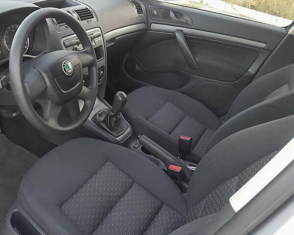 Сірий Шкода Октавія, об'ємом двигуна 1.4 л та пробігом 210 тис. км за 7600 $, фото 10 на Automoto.ua