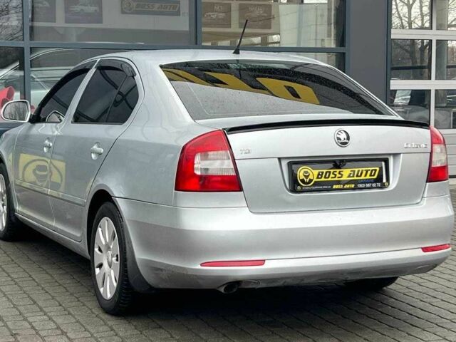 Серый Шкода Октавия, объемом двигателя 1.6 л и пробегом 210 тыс. км за 8500 $, фото 4 на Automoto.ua