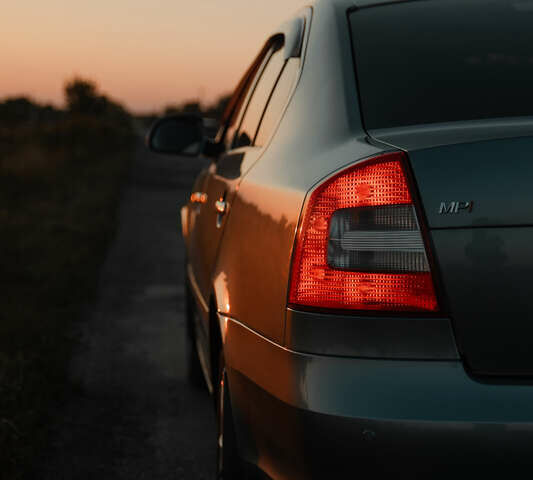 Шкода Октавія 2012 у Полтаві на Automoto.ua Сірий Шкода Октавія, об'ємом двигуна 1.6 л та пробігом 141 тис. км за 9200 $, фото 5 на Automoto.ua