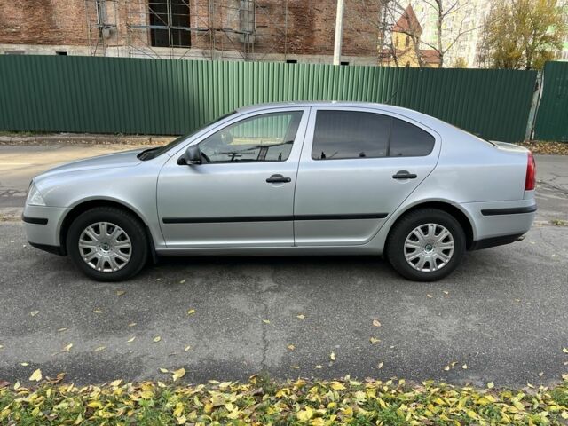 Шкода Октавія 2012 у Києві на Automoto.ua Сірий Шкода Октавія, об'ємом двигуна 1.6 л та пробігом 205 тис. км за 7000 $, фото 3 на Automoto.ua