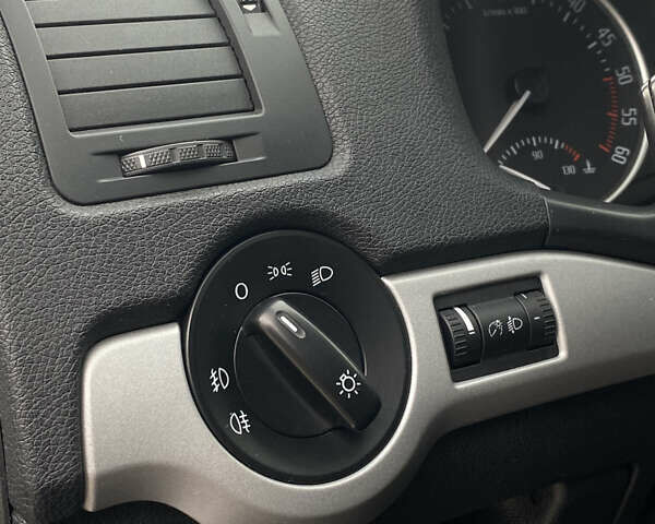 Сірий Шкода Октавія, об'ємом двигуна 1.9 л та пробігом 179 тис. км за 8900 $, фото 45 на Automoto.ua