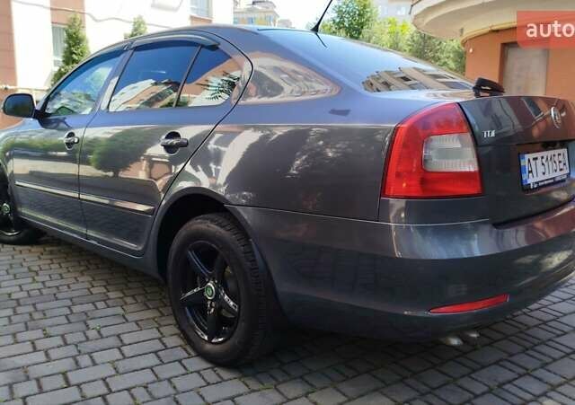 Шкода Октавія 2012 у Івано-Франківську на Automoto.ua Сірий Шкода Октавія, об'ємом двигуна 1.9 л та пробігом 195 тис. км за 8500 $, фото 2 на Automoto.ua