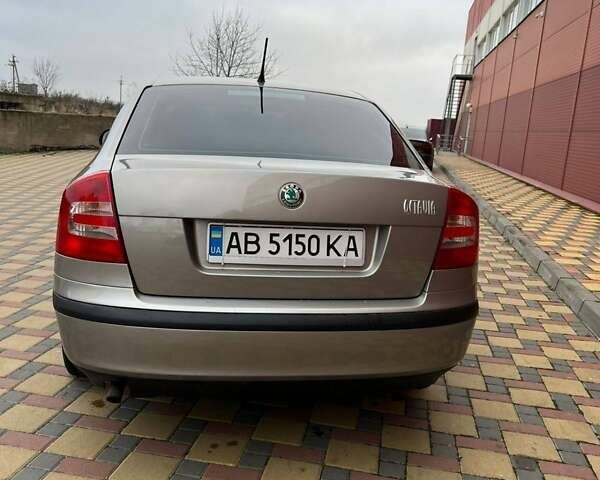 Серый Шкода Октавия, объемом двигателя 1.6 л и пробегом 235 тыс. км за 7500 $, фото 17 на Automoto.ua