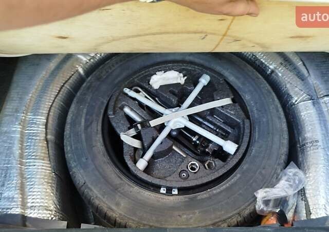 Шкода Октавія 2012 у Івано-Франківську на Automoto.ua Сірий Шкода Октавія, об'ємом двигуна 1.9 л та пробігом 195 тис. км за 8500 $, фото 6 на Automoto.ua