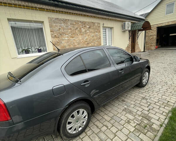 Сірий Шкода Октавія, об'ємом двигуна 1.6 л та пробігом 175 тис. км за 7600 $, фото 14 на Automoto.ua