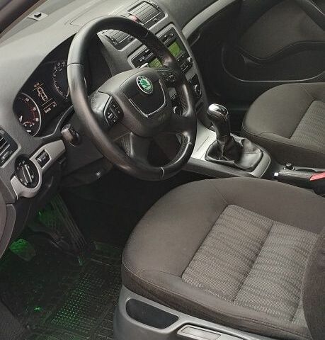 Сірий Шкода Октавія, об'ємом двигуна 1.6 л та пробігом 269 тис. км за 8700 $, фото 16 на Automoto.ua