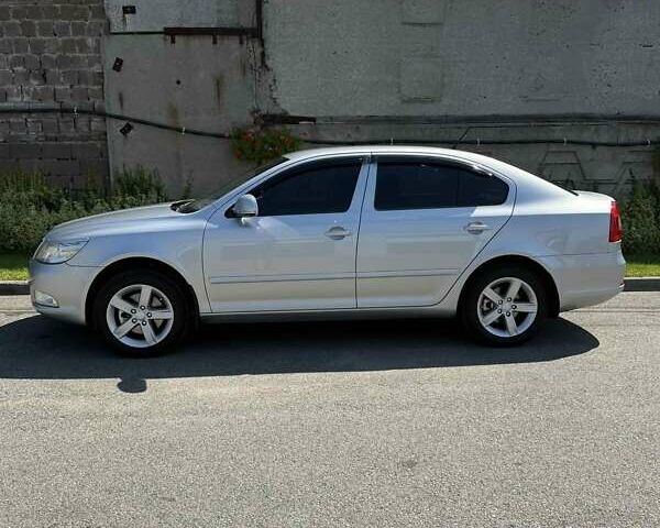 Серый Шкода Октавия, объемом двигателя 1.8 л и пробегом 174 тыс. км за 12800 $, фото 8 на Automoto.ua